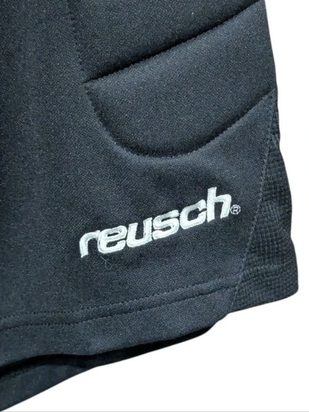 Reusch Padded Goalkeeper Shorts Sz AM  Goalie Black Soccer